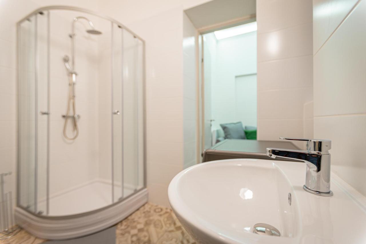 Downtown Studio Flat In Budapest, Mona Exteriör bild