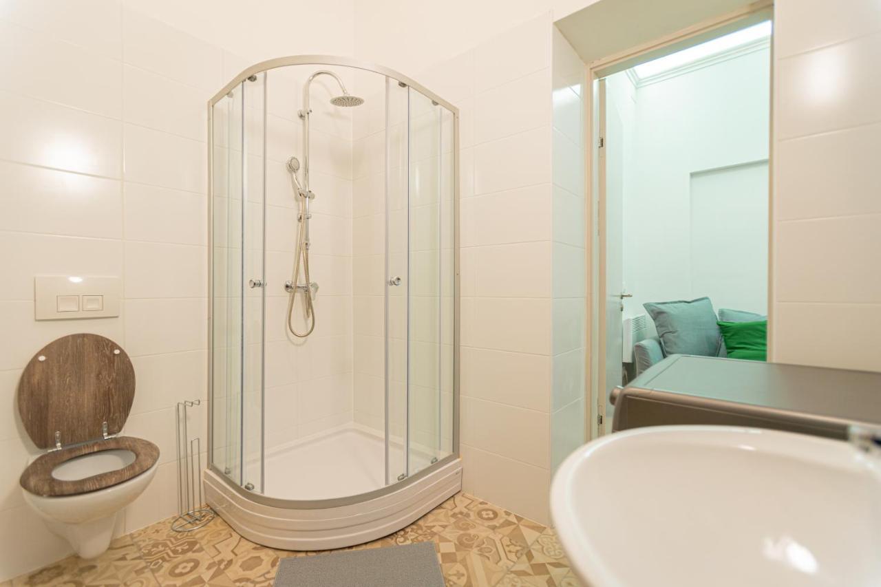 Downtown Studio Flat In Budapest, Mona Exteriör bild