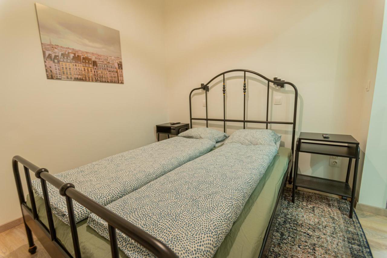 Downtown Studio Flat In Budapest, Mona Exteriör bild